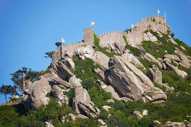 Sintra Private Tour - Stop 4: Sintra National Palace, the kitchen chimneys and the palace rooms (about 1 hour)