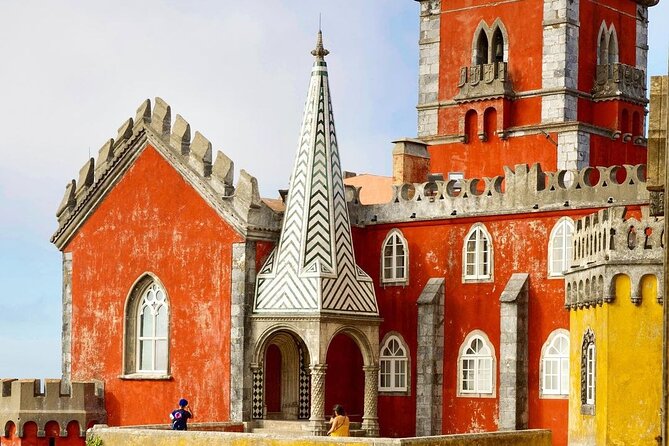 Sintra Private Tour with Tickets: Pena Palace & Moorish Castle - Sintra Mountains and a mineral spring break at Sabuga Fountain