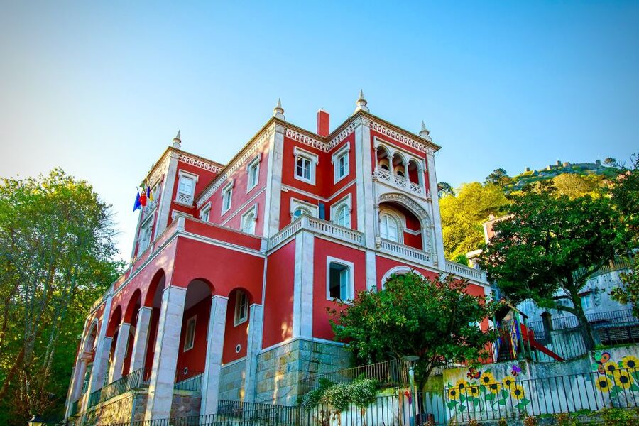 Sintra: -Sintra Sightseeing Tour With Tuk Tuk (1hr) - Price and value: $76 for 72 minutes of guided highlights
