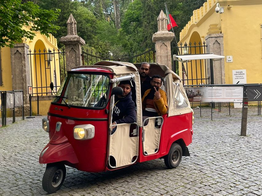 Sintra: -Sintra Sightseeing Tour With Tuk Tuk (1hr) - Pena Palace and the gardens: finishing with the signature scenery