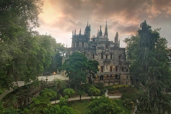 Sintra: The Romantic Village – Half-Day Private Guided Tour - Sintra National Palace: the two conical chimneys that anchor the royal kitchen