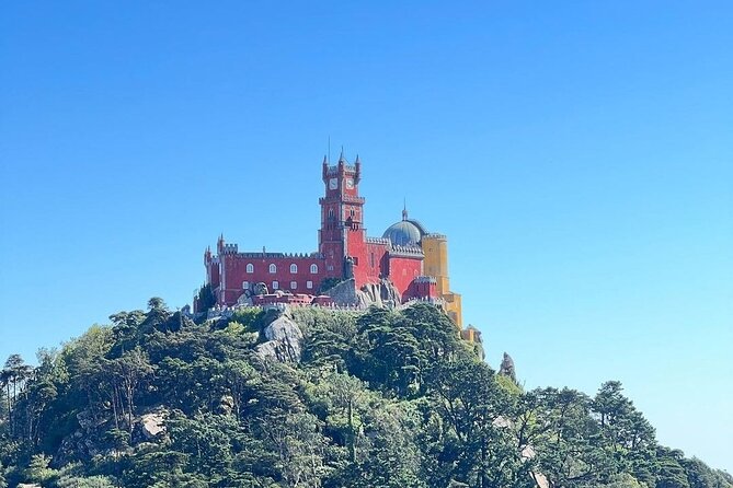 Sintra: The Romantic Village – Half-Day Private Guided Tour - Fonte Mourisca: a Moorish fountain with a modernist makeover