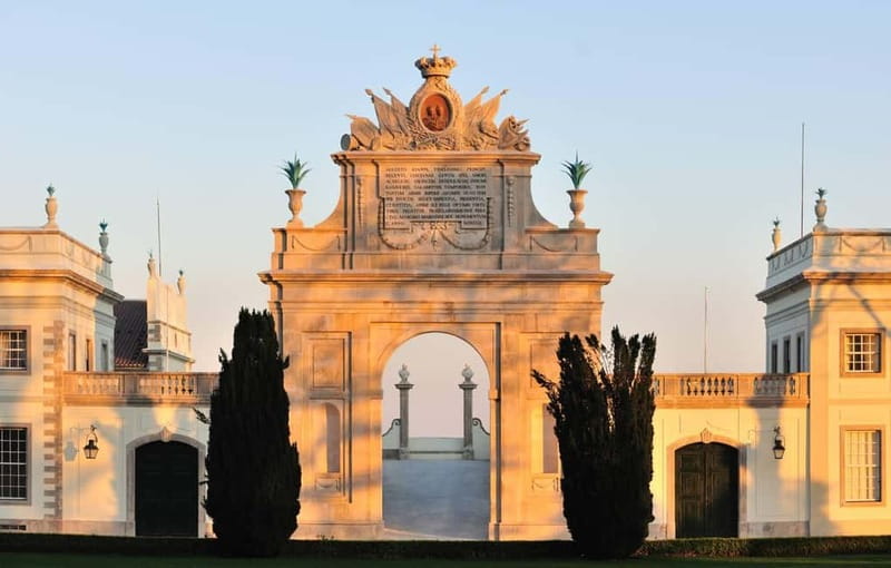 Sintra: The Romantic Village – Private Half-Day Guided Tour - Old Sintra break: shopping, photos, and the best pace reset