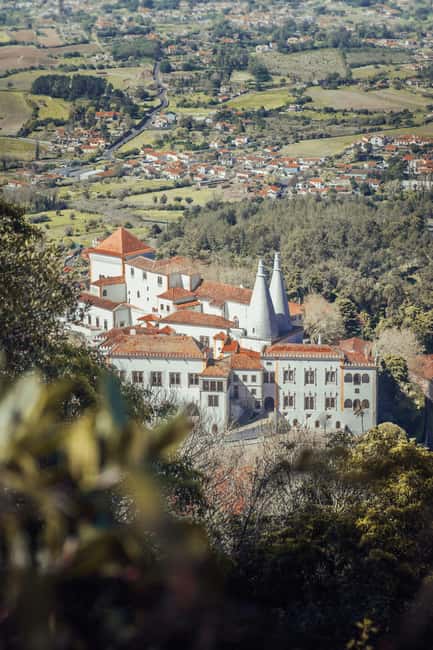 Sintra: The Romantic Village – Private Half-Day Guided Tour - Pickup and meeting: start easy, end in Sintra