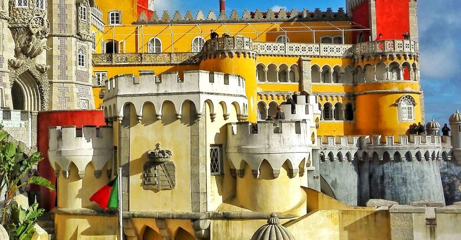 Sintra: Truly Private Tour to Pena Palace & Regaleira - Pena Palace: Color First, Timing Second (and Interior Tickets Third)