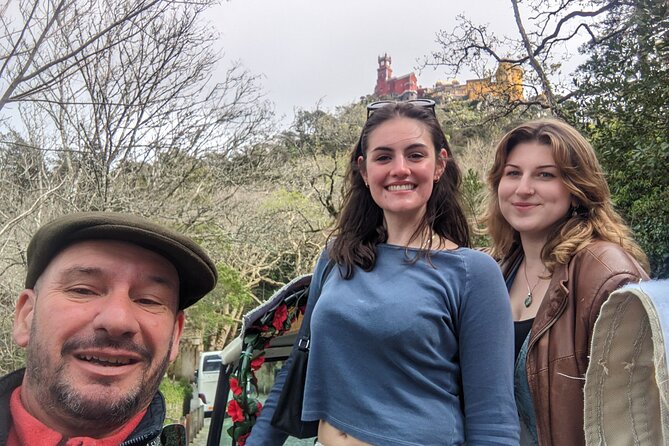 Sintra Tuk Tuk Experience: Mountain, Monuments and Dream Beaches - Third hour toward Azenhas do Mar: pause for the ocean feeling