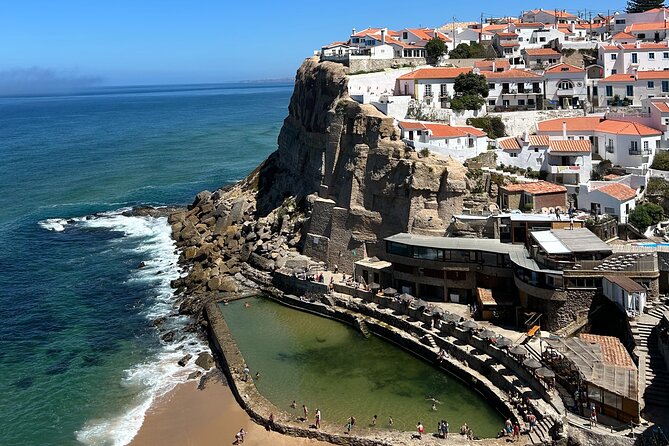 Sintra Village & Beaches Renault 4L Tour (3h) - Price and value for a 3-hour Sintra Village and Beaches loop