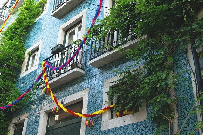Small group Lisbon Walking Tour - Stop by stop: what you’ll experience (and what to watch for)