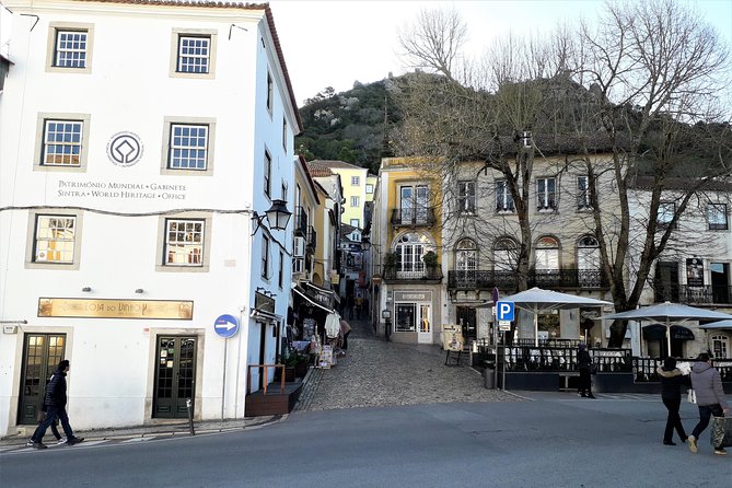 Small group tour Romantic Sintra & amazing Cabo da Roca & Cascais - from Cascais - From Cascais train station to Sintra, in a small-group rhythm