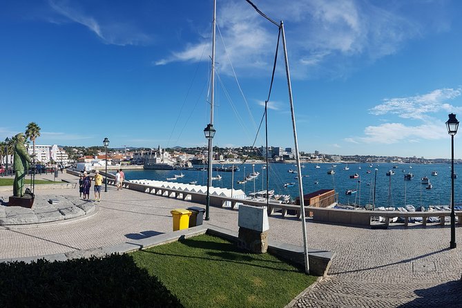 Small Group Tour to Sintra, Pena Palace, Cabo Roca and Cascais - Cascais Historic Center: Enough Time for Lunch, Shopping, and a Beach-Town Stroll