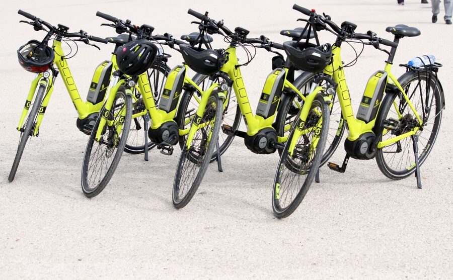 South Lisbon: 3-Hour Christ the King Electric Bike Tour - From Largo da Severa to Praça da Figueira, get your bearings