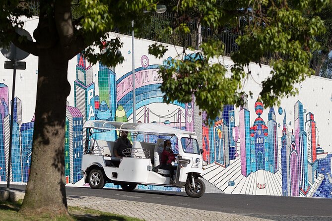 Street Art - Tuk Tuk Tour - How to get the most out of your photos and your attention span
