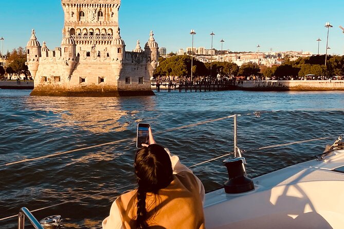 Sunset Boat Tour in Lisbon with Wine - Why a Tagus sunset-style sail feels different in Lisbon