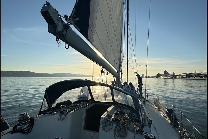 Sunset sailboat tour in Lisbon with green wine - Sunset on the Tagus, green wine included