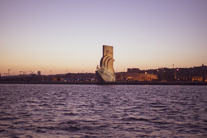 Sunset sailboat tour in Lisbon with green wine - Green wine, beer, and the onboard extras that matter