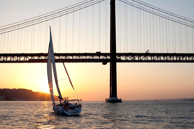 Sunset Sailing Tour On The Tagus River - Price and value: why about $54.44 makes sense here