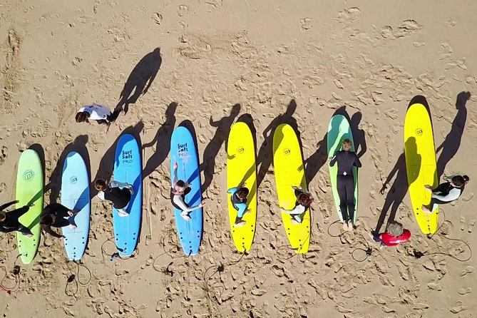 Surf Class in Almada - Price and value: about $45.86 for 2 hours with a coach