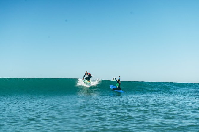 Surf Lesson in Lisbon - The surf experience - Surf Lesson in Lisbon: Why Tarquinio Beats the Crowd