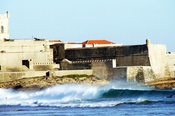 Surf Lesson on Praia de Carcavelos - What Happens in the 2 Hours (and Why the Pace Works)