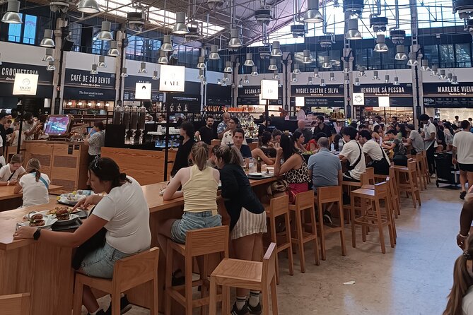 Taste Lisbon: an Itinerant Full Portuguese Meal by Do Eat Better - Route realities: hills, walking pace, and what to wear