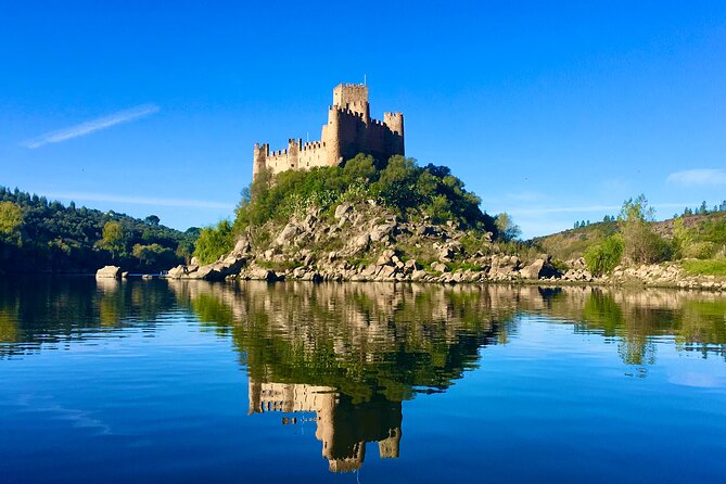 Templar Tour Convent of Christ & Almourol Castle from Lisbon - The real hook, boat to Almourol and the Templars nearby