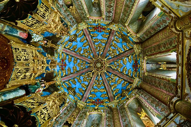 Templar Tour Convent of Christ & Almourol Castle from Lisbon - Tomar free time: walk the historic center, then reset for the monuments