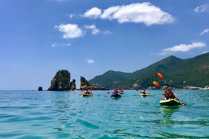The Lisbon Kayak Day Tour (transport & picnic at beach) - Kayaking the Atlantic near Lisbon, without the whole-day hassle