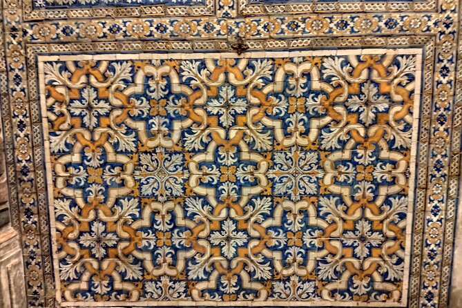 The Portuguese Tiles - Alcôa pastry stop: lottery shop history, ceramic art