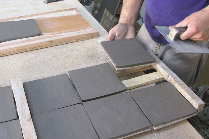 Tiles and Tales: Workshop and National Tile Museum Visit - What to expect day-of, from pickup to shipping questions
