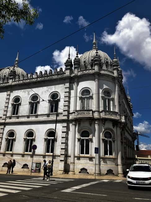 Лиссабон: сверху вниз под правдивые и вымышленные истории - Baixa de Lisboa, Rua da Prata и Praça do Comércio: город собирается у воды