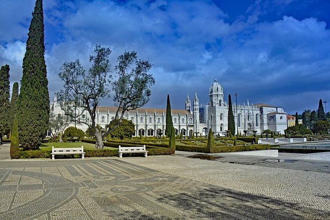 Tour in Italian of Belém - Santa Maria di Belém and the Monastery Connection