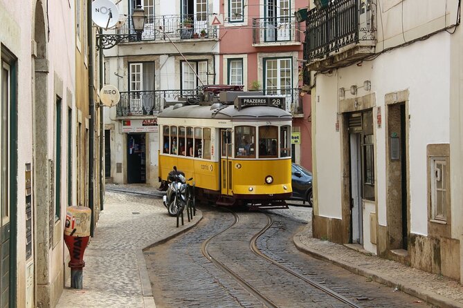 Tour of Lisbon - Stop 2: Miradouro da Senhora do Monte, the first big view