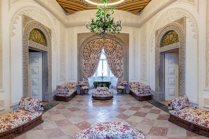 Tour SINTRA (full day) - Lunch at Café Paris: A One-Hour Reset in the Middle of the Day