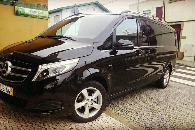 Transfer from Lisbon Airport to Lisbon City Hotels - Punctuality, Flight Delays, and Late-Night Relief