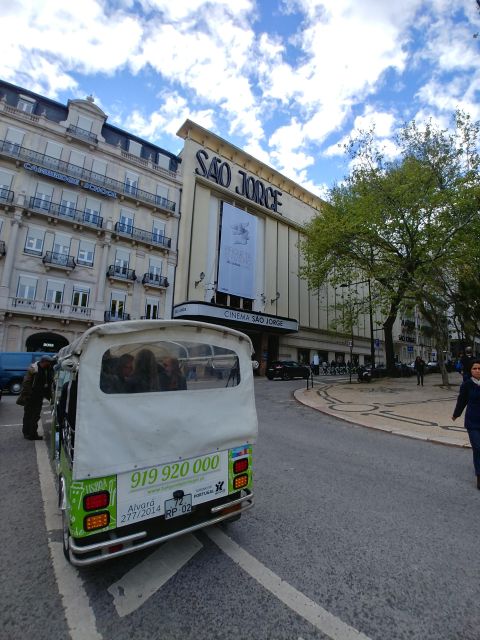 Tuk Tuk Lisbon: Lisbon Iconic Highlights 1.5-Hour - Should you book this 1.5-hour electric tuk-tuk highlights tour?