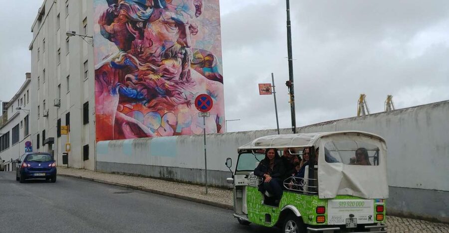 Tuk Tuk Lisbon: Street Art 2-Hour - The Guides Make It: Nuno, Paulo, and Diogo’s Storytelling