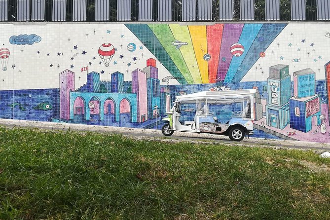 Tuk Tuk Lisbon: The Best of Lisbon in Half a Day - Pickup and meeting points near the historic center