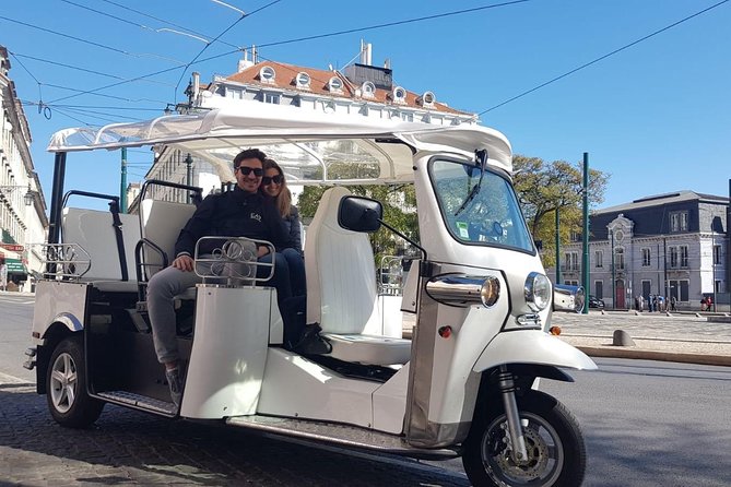 Tuk Tuk Tour - Golden Age - Parque Eduardo VII toast and the 1755 rebuild angle