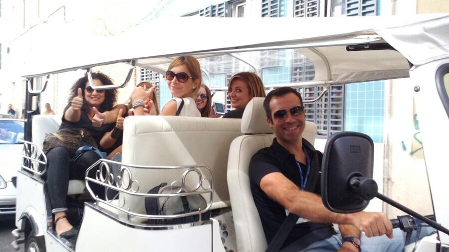 Tuk Tuk Tour historic central Lisbon - Price and value for a group up to 6