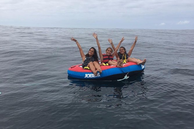 Water Sports - Banana Boat - Wakeboard - Wakeboard time and how they keep groups moving