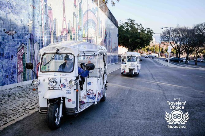 Welcome Lisbon Tour with Local Guide in Private Eco Tuk Tuk - Baixa and the rebuilt city grid after 1755