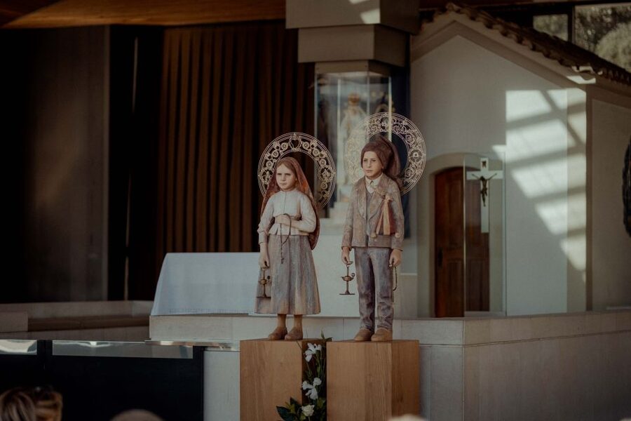 Wonders of Fátima Half Day Private Tour - Basilica of Our Lady of the Rosary and Most Holy Trinity Church