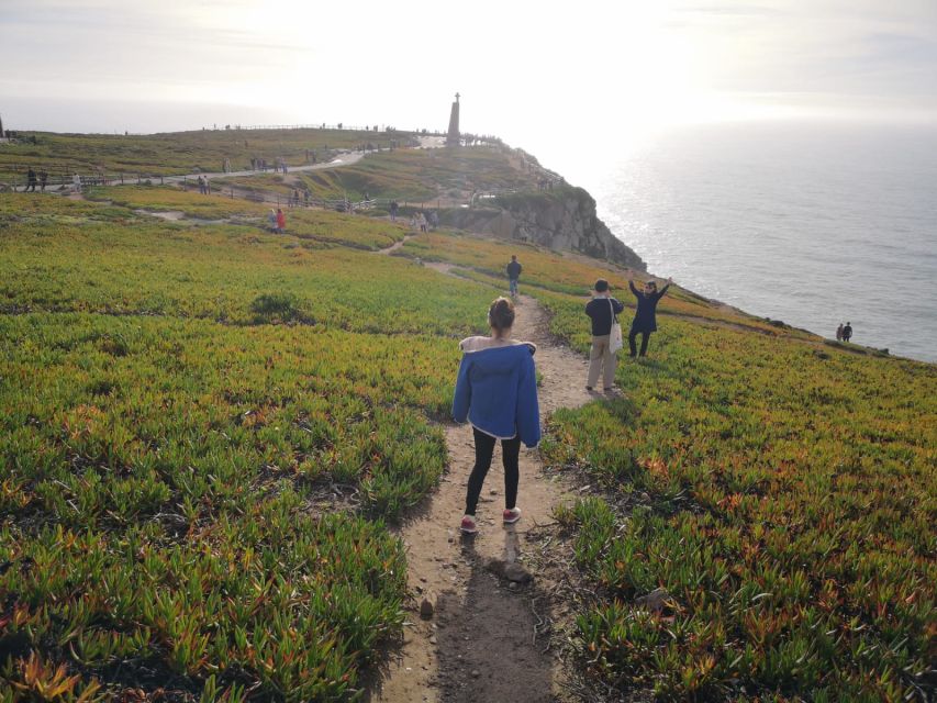 Wonders of Sintra & Cascais Private Tour - Guides Who Set the Tone, From History Lessons to Mobility Help
