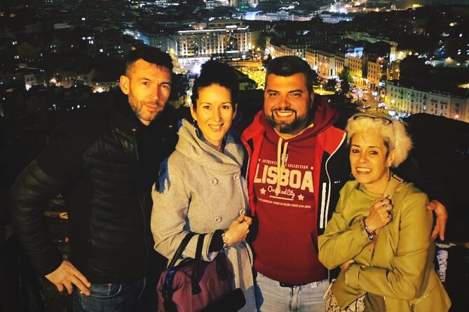 You are exclusive! Discover Lisbon in a different way! - Alfama and São Jorge Castle: Old Streets and Big Viewpoints